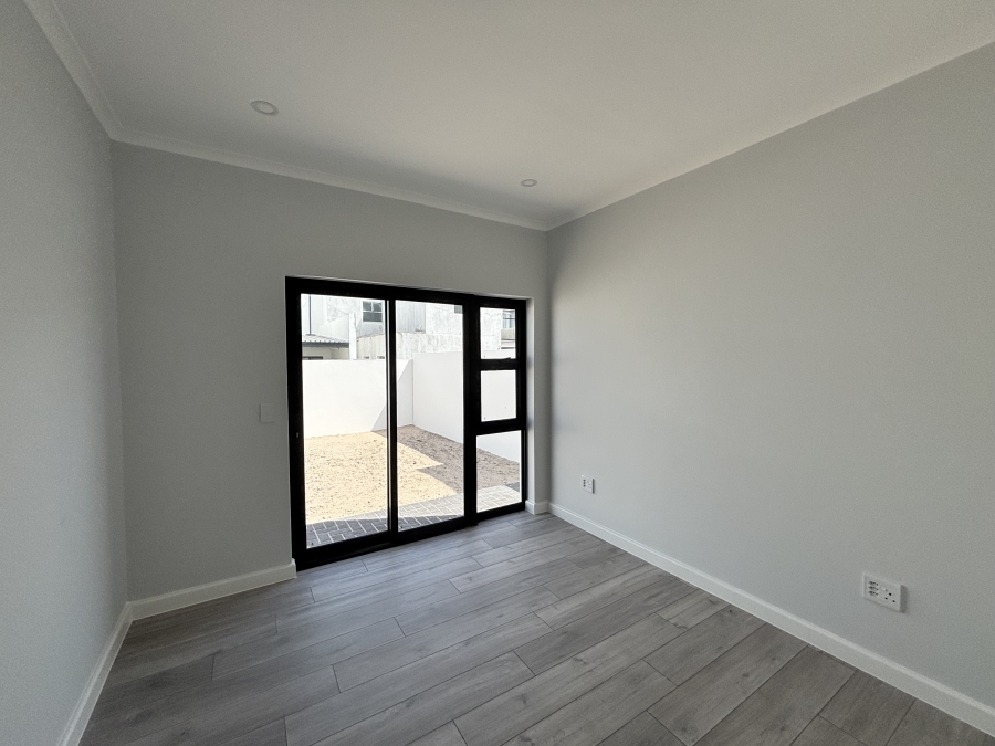 4 Bedroom Property for Sale in Sandown Western Cape